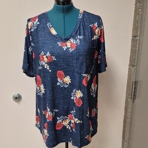 BloomChic Navy Floral Short Sleeve Top
